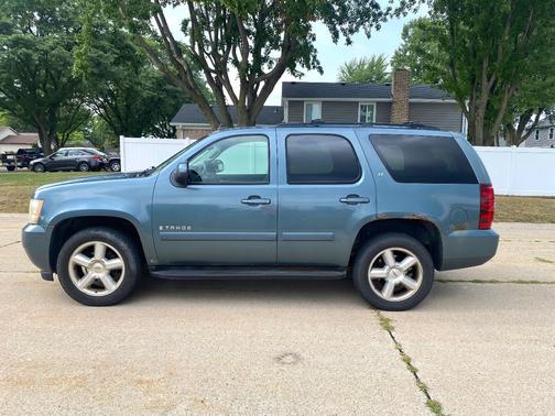 Blue 2008 Chevrolet Tahoe LT