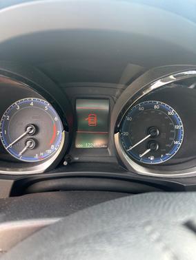 White 2014 Toyota Corolla S Plus