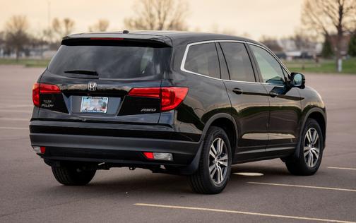 Black 2017 Honda Pilot EX-L