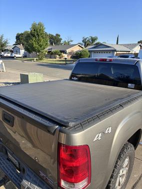 Gray 2009 GMC Sierra 1500 SLE1 Crew Cab