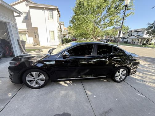 Black 2016 Kia Optima Hybrid EX