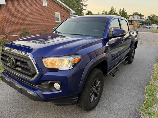 2022 Toyota Tacoma SR5