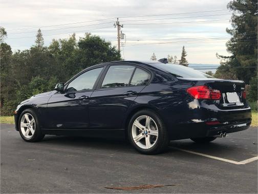 2012 BMW 328 i