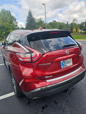 Red 2017 Nissan Murano Platinum