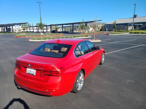 2018 BMW 330 i