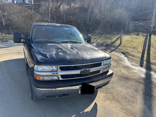 2004 Chevrolet Suburban 1500 LS