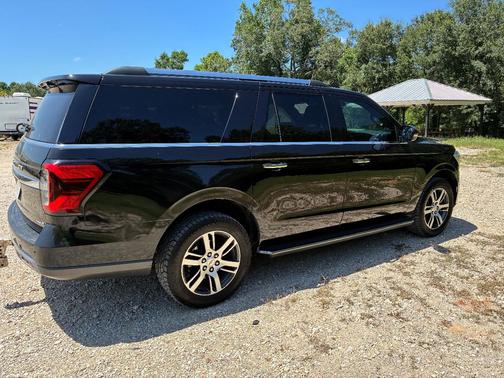 Black 2022 Ford Expedition Max Limited