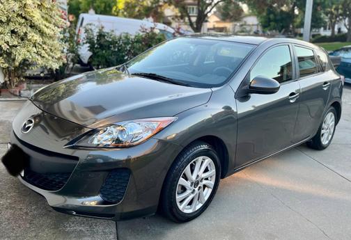 2013 Mazda Mazda3 i Touring