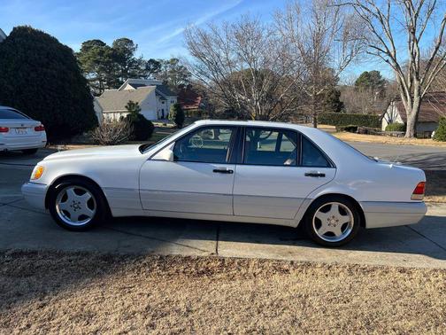 1996 Mercedes-Benz S-Class S500