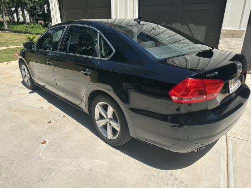 2013 Volkswagen Passat 2.5 SE