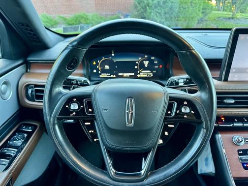 2020 Lincoln Aviator Reserve AWD