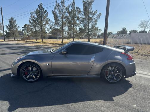Gray 2014 Nissan 370Z NISMO