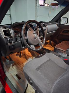 Gray 2005 GMC Canyon SLE