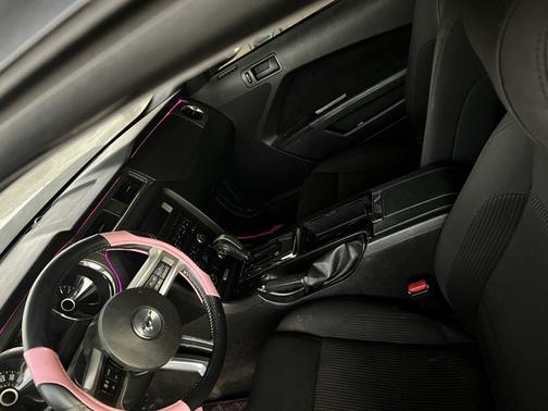 2013 Ford Mustang V6