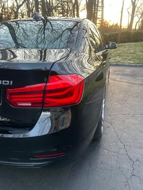 Black 2018 BMW 330 i xDrive