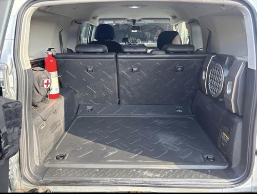 Silver 2007 Toyota FJ Cruiser Base