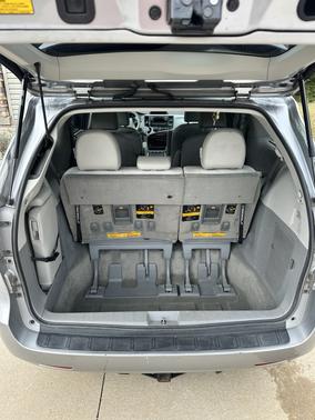 2013 Toyota Sienna XLE