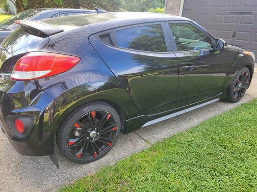 Black 2015 Hyundai Veloster Turbo