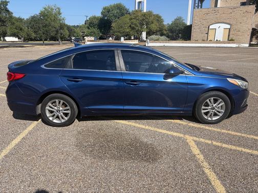 2017 Hyundai SONATA SE