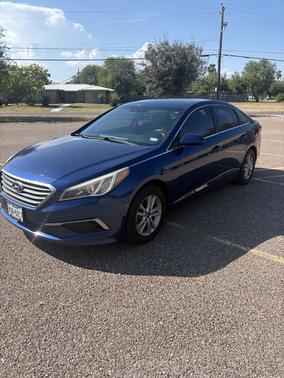 2017 Hyundai SONATA SE