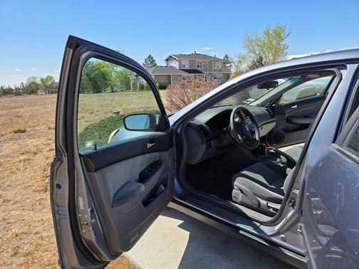 Gray 2007 Honda Accord LX