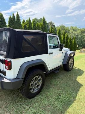White 2014 Jeep Wrangler Rubicon