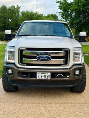 White 2016 Ford F-350 King Ranch