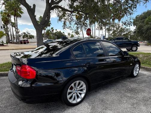 Black 2011 BMW 328 i