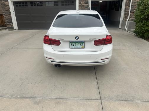 2017 BMW 330 i xDrive