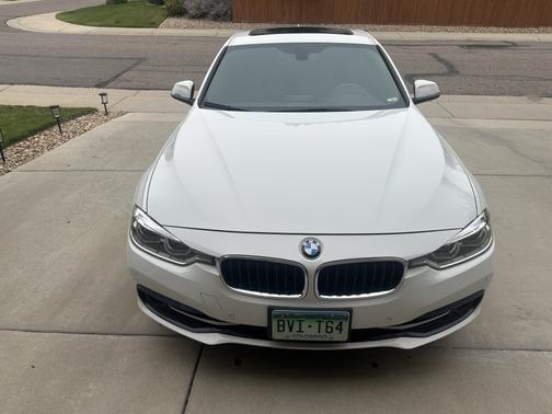 2017 BMW 330 i xDrive