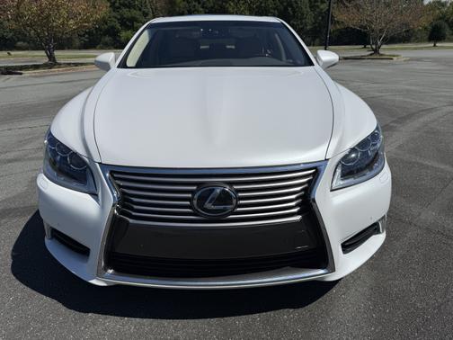 2016 Lexus LS 460 L