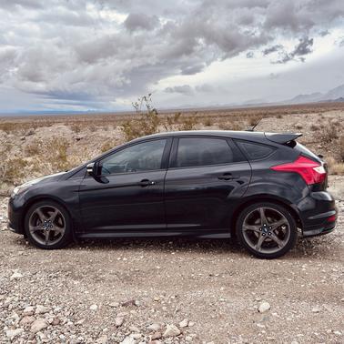 Black 2013 Ford Focus ST Base