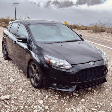 Black 2013 Ford Focus ST Base