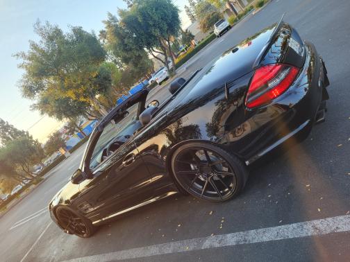 2009 Mercedes-Benz SL-Class SL63 AMG Roadster