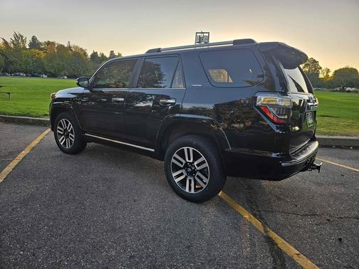 2022 Toyota 4Runner Limited