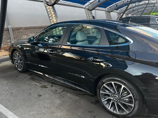 Photo 2 of 7 of 2022 Hyundai Sonata Limited
