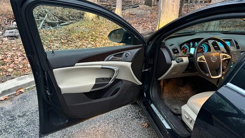 2011 Buick Regal CXL Turbo