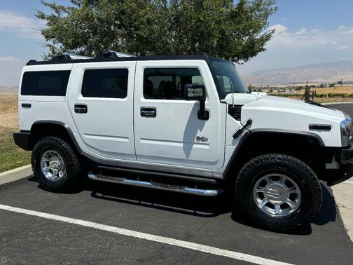 2006 Hummer H2 Base