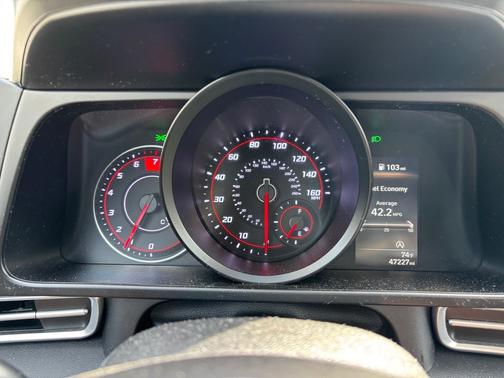 Black 2021 Hyundai ELANTRA SE