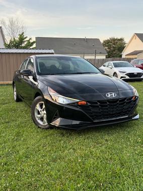 Black 2021 Hyundai ELANTRA SE