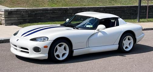 White 1996 Dodge Viper RT-10