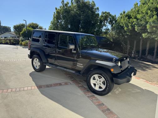 2014 Jeep Wrangler Unlimited Sport