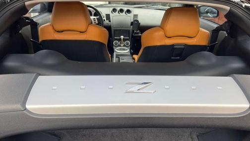 Black 2004 Nissan 350Z Touring