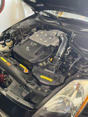 Black 2004 Nissan 350Z Touring