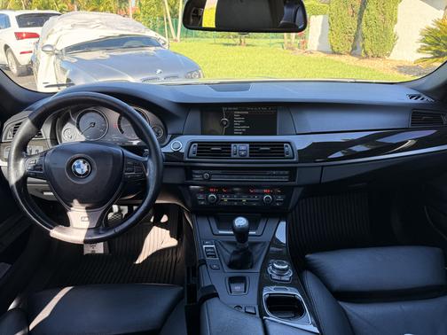2012 BMW 550 i