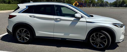 2019 INFINITI QX50 ESSENTIAL