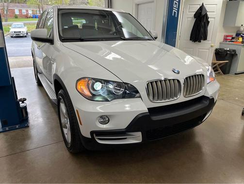 Photo 1 of 7 of 2010 BMW X5 xDrive35d