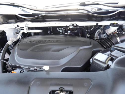 White 2022 Honda Odyssey EX-L