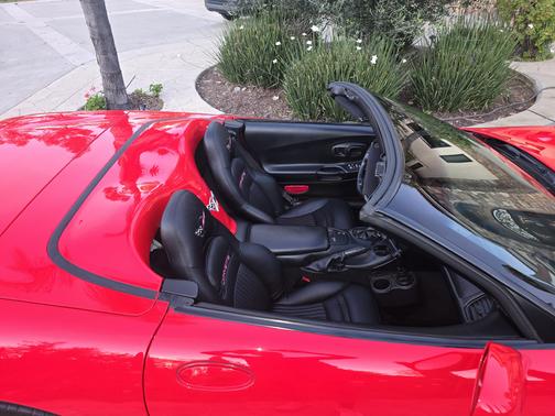 2003 Chevrolet Corvette Base