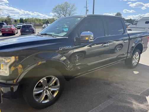 Black 2016 Ford F-150 Platinum